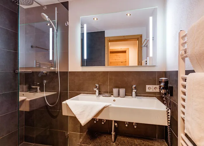 Hotel Almhof Kitzlodge - Alpine Lifestyle