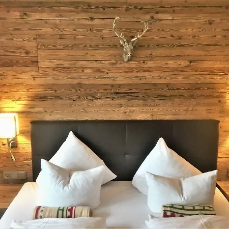 Almhof Kitzlodge - Alpine Lifestyle Hotel Kirchberg in Tirol